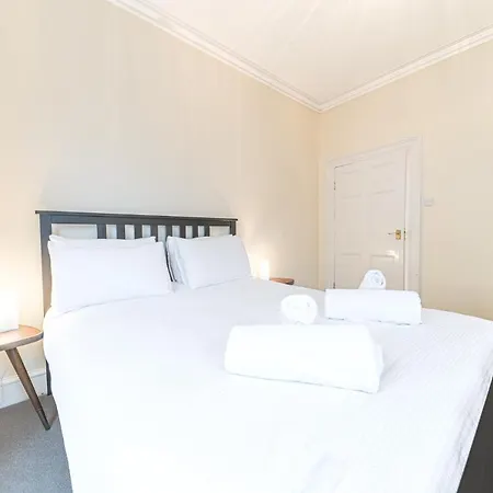 The View - Characterful In Keswick Apartment